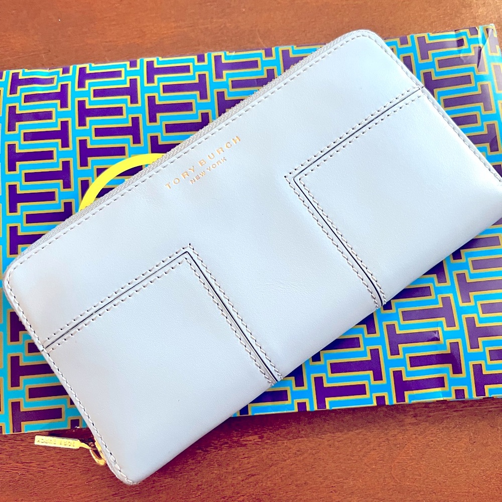 TORY BURCH BLOCK T CONTINENTAL WALLET